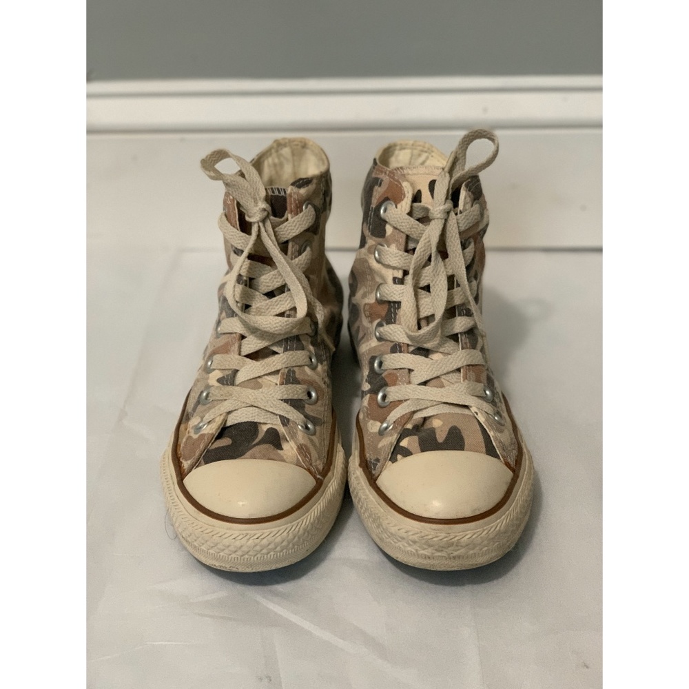 Vintage Converse High Top Sneakers
